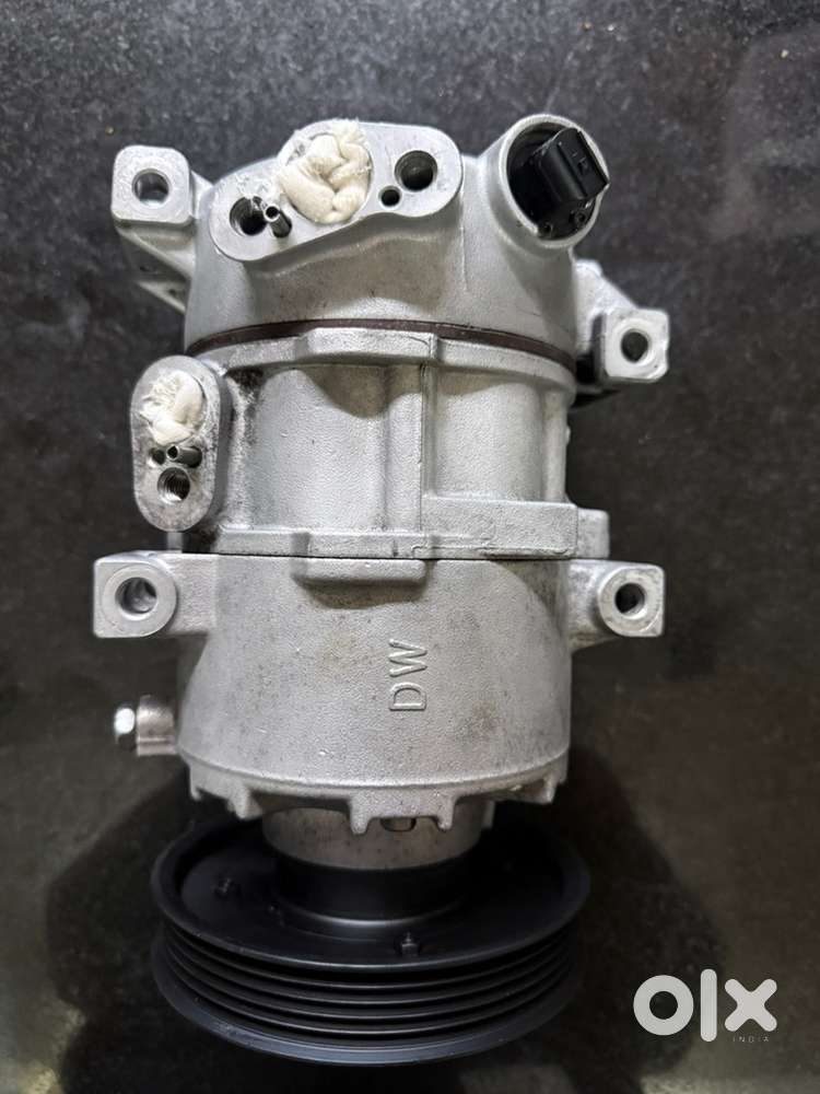 ELITE DIESEL/VERNA FLUIDIC/I20 DIESEL CAR AC COMPRESSOR ORIGINAL.