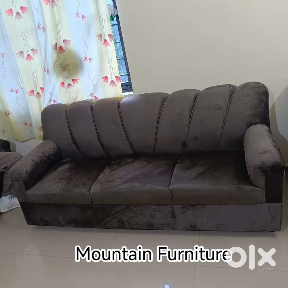 New mountain furniture brand 3seater sofa at wholesale prices