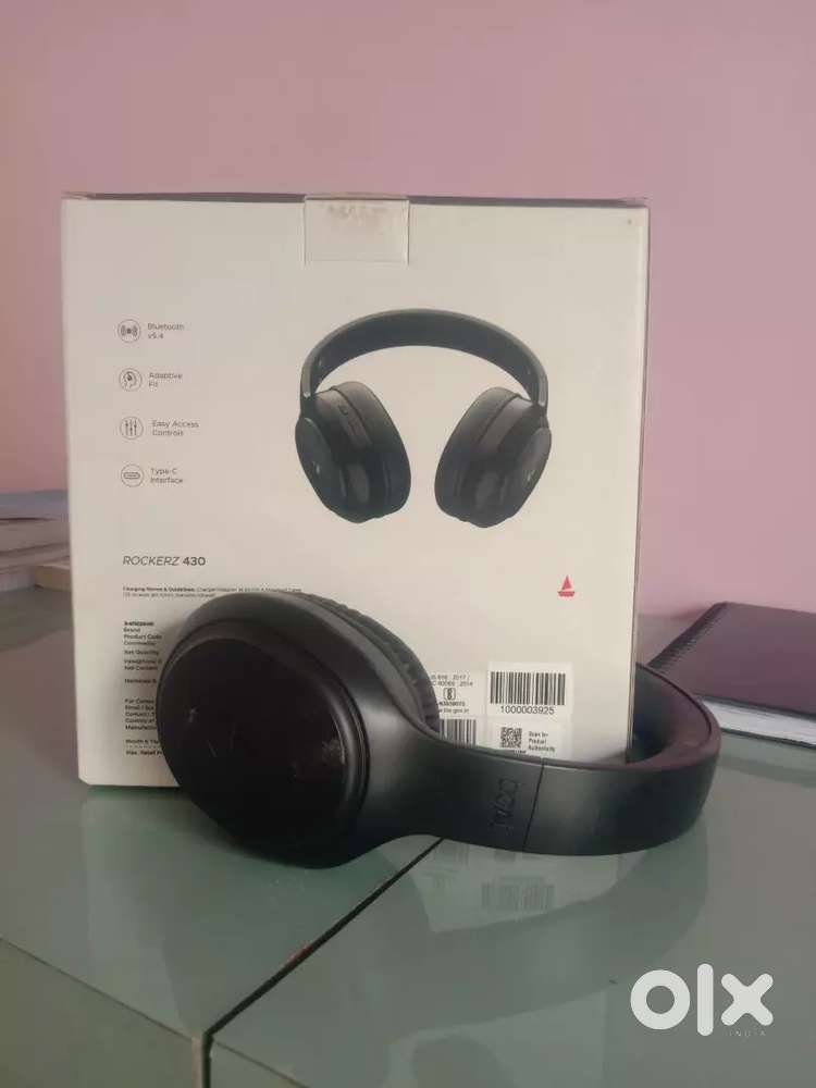 Boat Rockerz 430  1 Month Old  Perfect Working  Best Deal