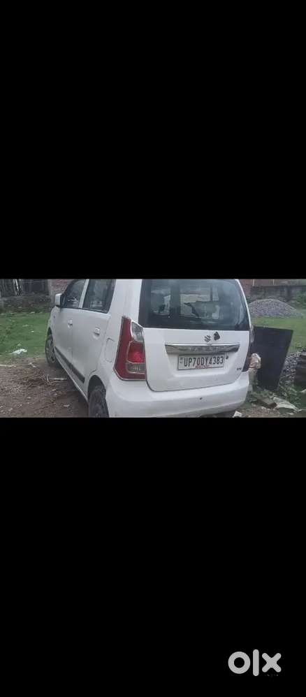 Ye gadi bik Rahi hai