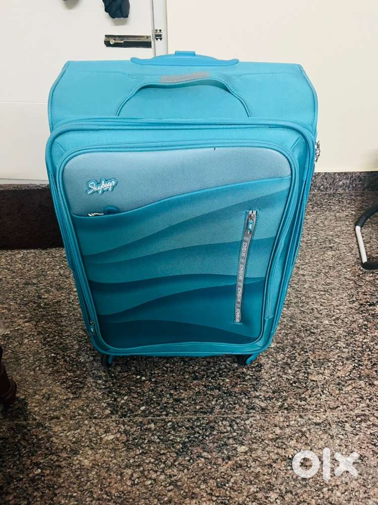 Skybag trolly Large,under warranty, unused, price negotiable