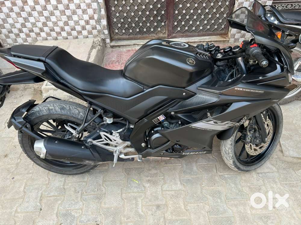 R15 v3 s mint condition