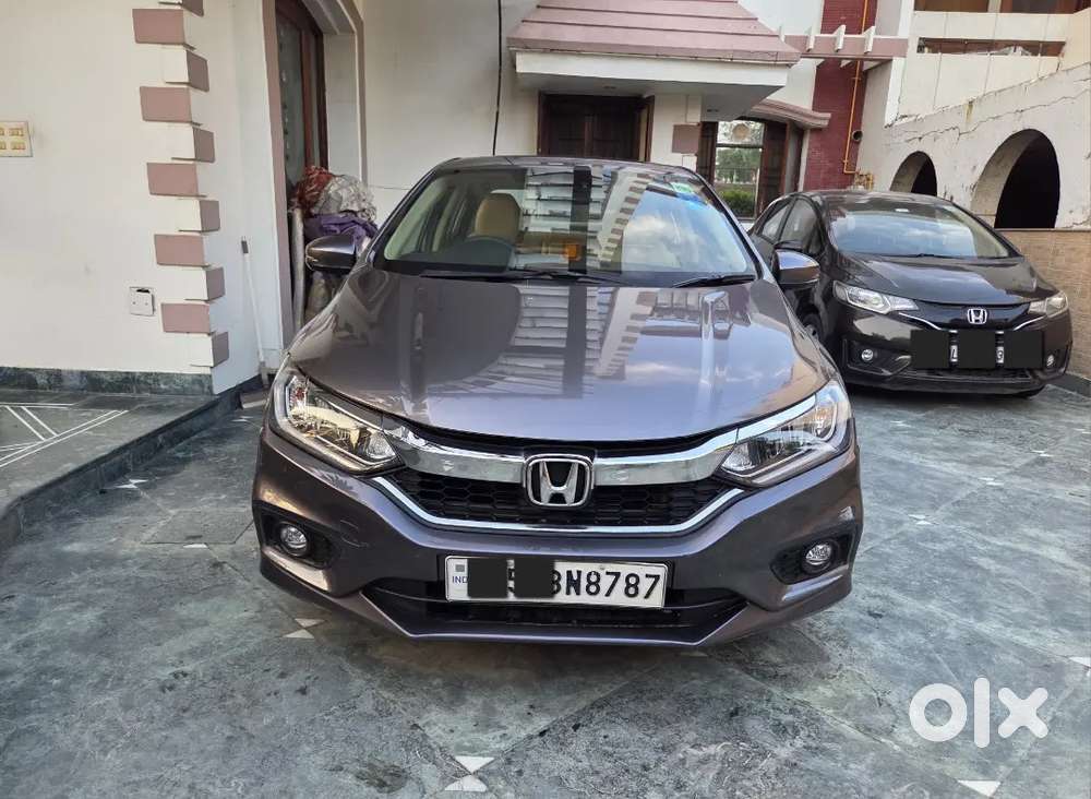 Honda city 2017 sunroof automatic