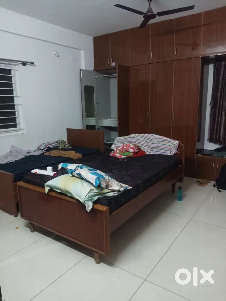 Looking for tenent we have full furnished, with 2bhk ,1 room is free