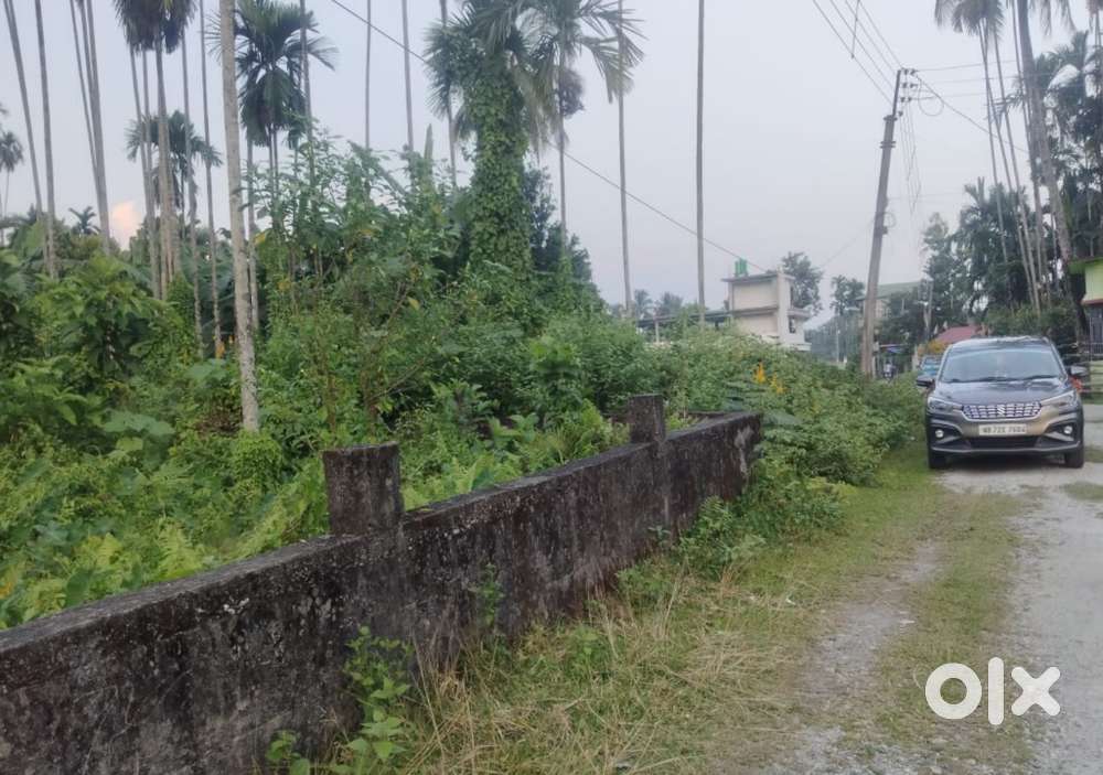 LAND FOR SALE NEGOTIABLE