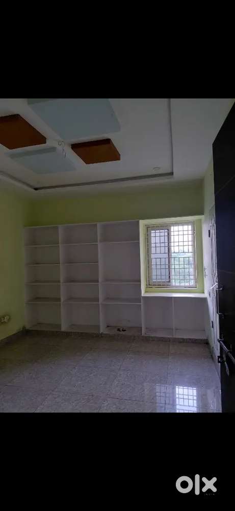 For bachelor's 3 members