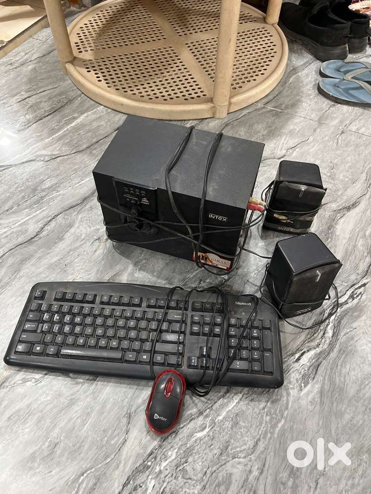 Sub woofer with speaker keyboard and mouse