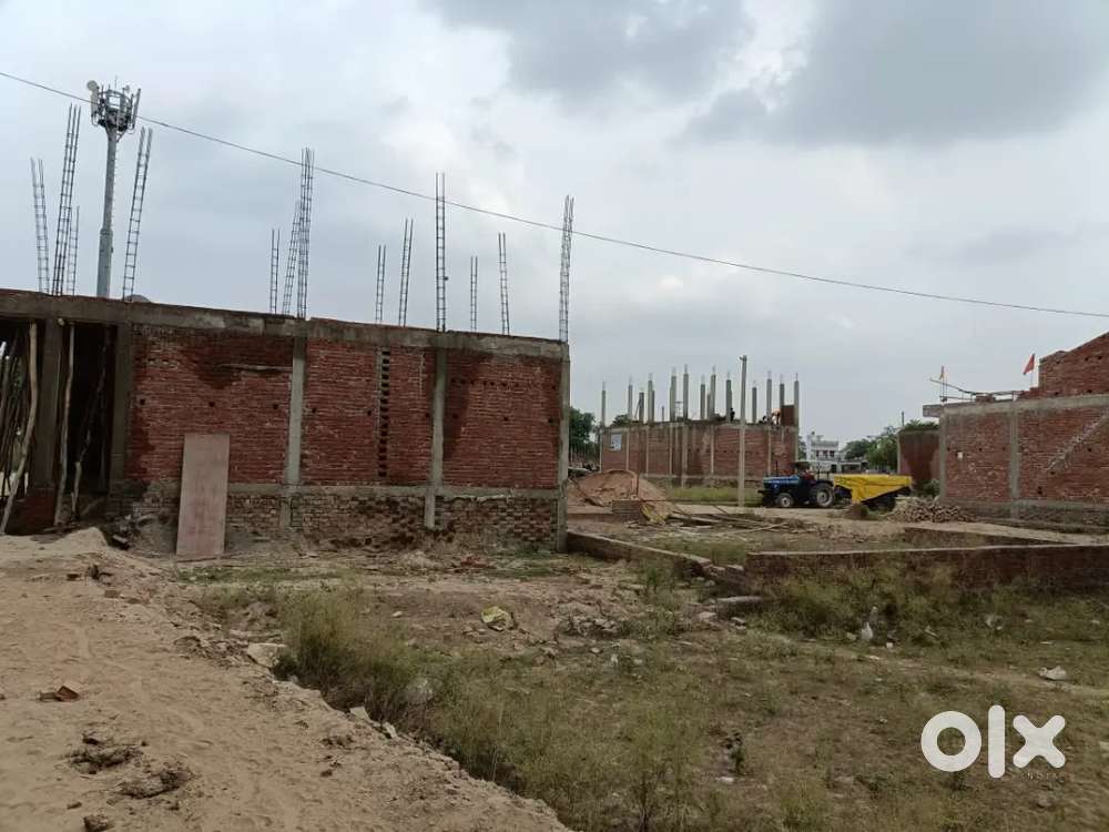 Lucknow IT city company se 10 minat ki duri pe plot le ring road se