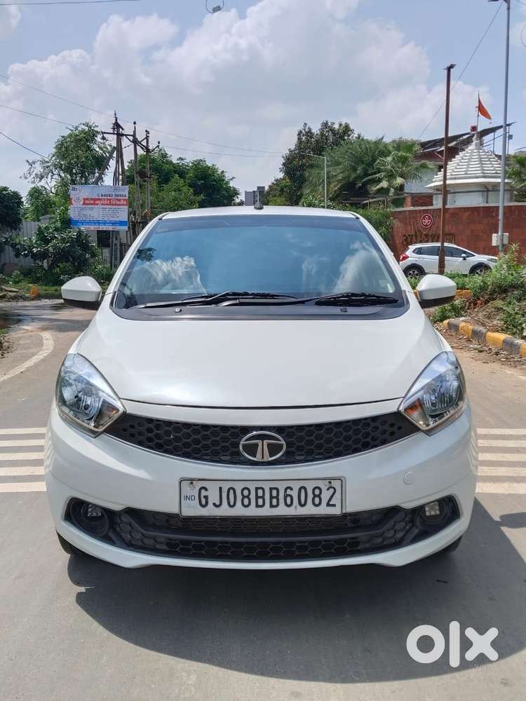 Tata Tiago 1.2 Revotron XT (O), 2016, Petrol