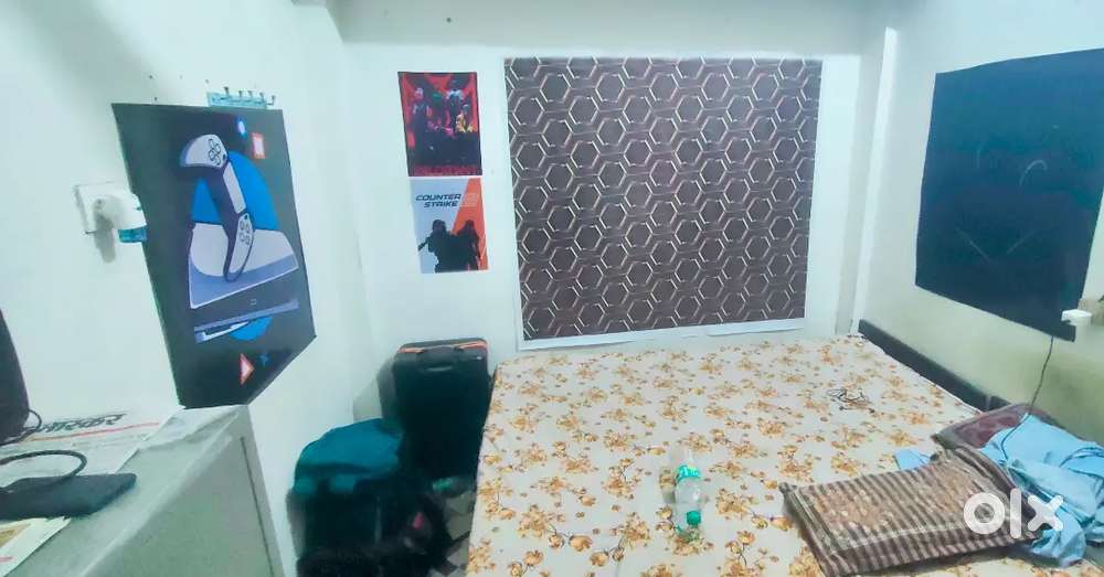 Need room mate