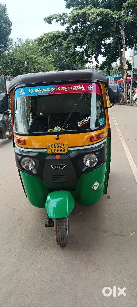 CNG Bajaj Auto three wheeler super Bell good condition new model