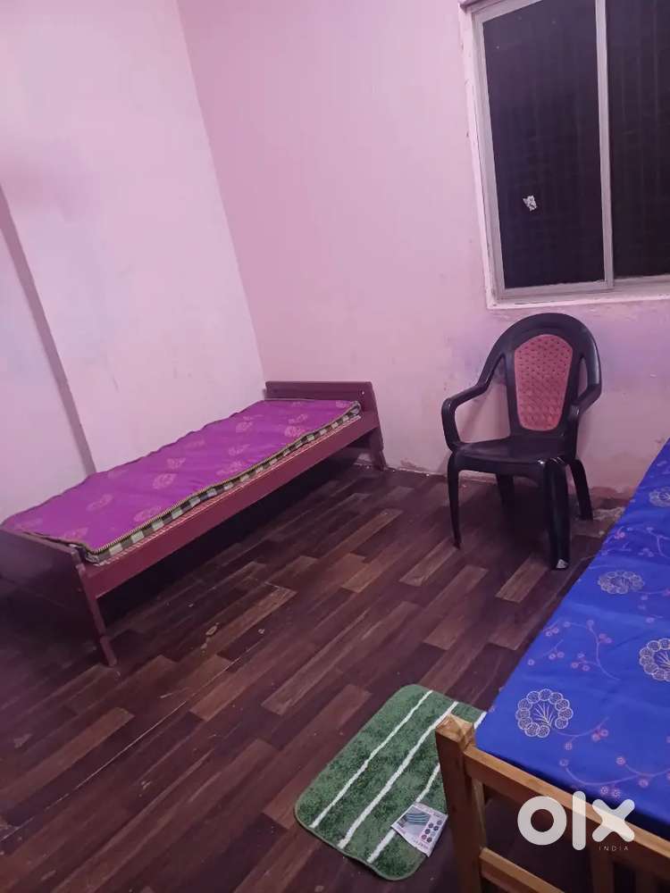 Boys hostel...Rooms under low budget available near pettah