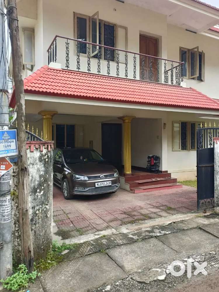 4 bhk independent house rent at palarivattom near emc hospital