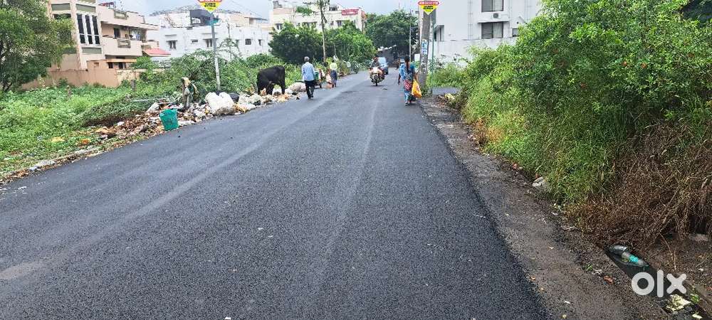 CORNER PLOT SALE Per CENT RS 33LAKH,5.5 CENT, BHARATHI NAGAR, VIP AREA