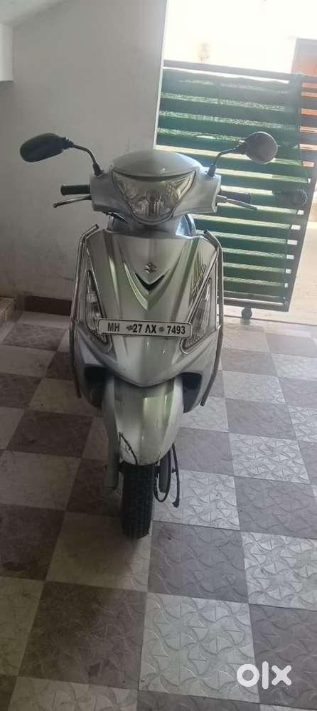 Suzuki Access