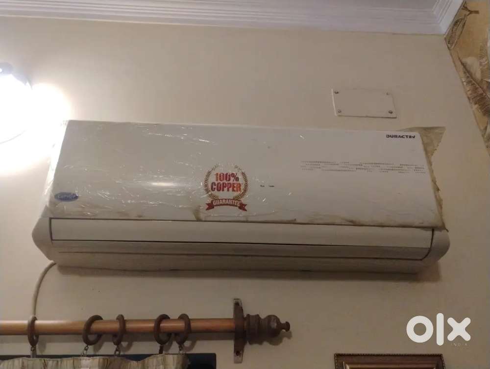 Carrier 1.5 ton AC mint condition
