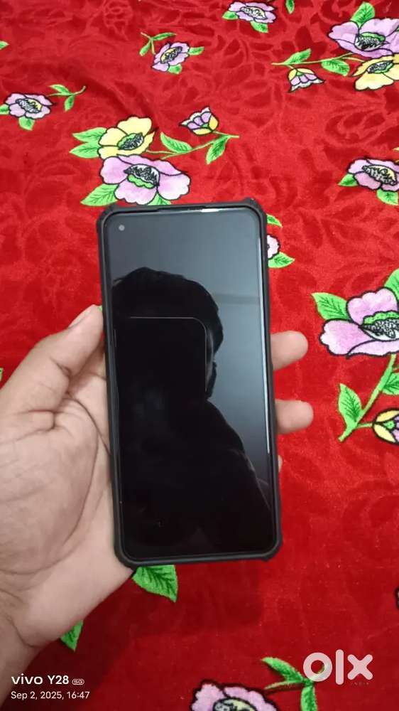 Realme 10      4/64