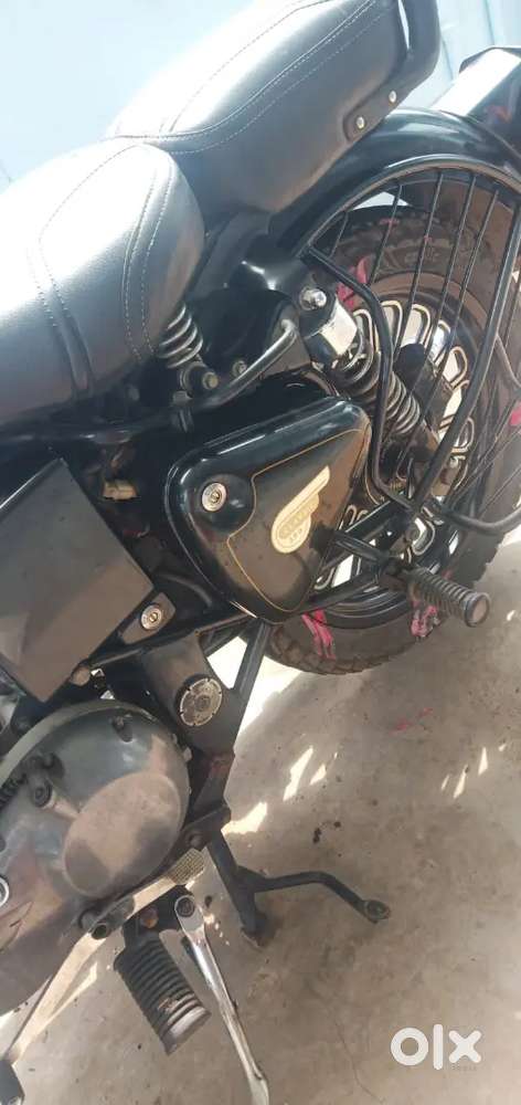 It is having alloy wheels