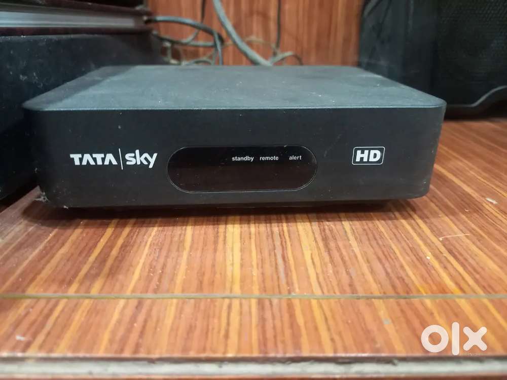 HD TV Receiver Box – In Excellent Condition With Remote