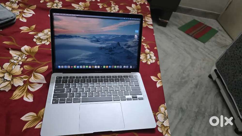 Apple MacBook Air M1