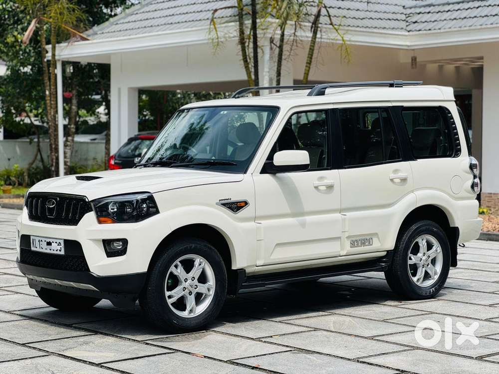 Mahindra Scorpio S10 AT 2WD, 2016, Diesel