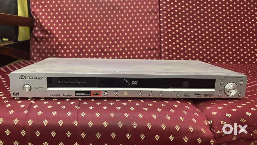 Pioneer CD player