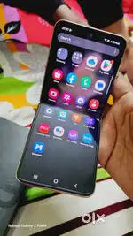 SAMSUNG GALAXY Z FLIP 4 AND SAMSUNG  A23