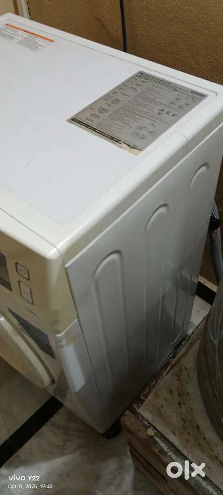 Samsung Washing Machine (5 Years Old) – Good Working Condition