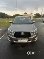 TOYOTA INNOVA CRYSTA 2.8 Z  AT 2017  Owner 1