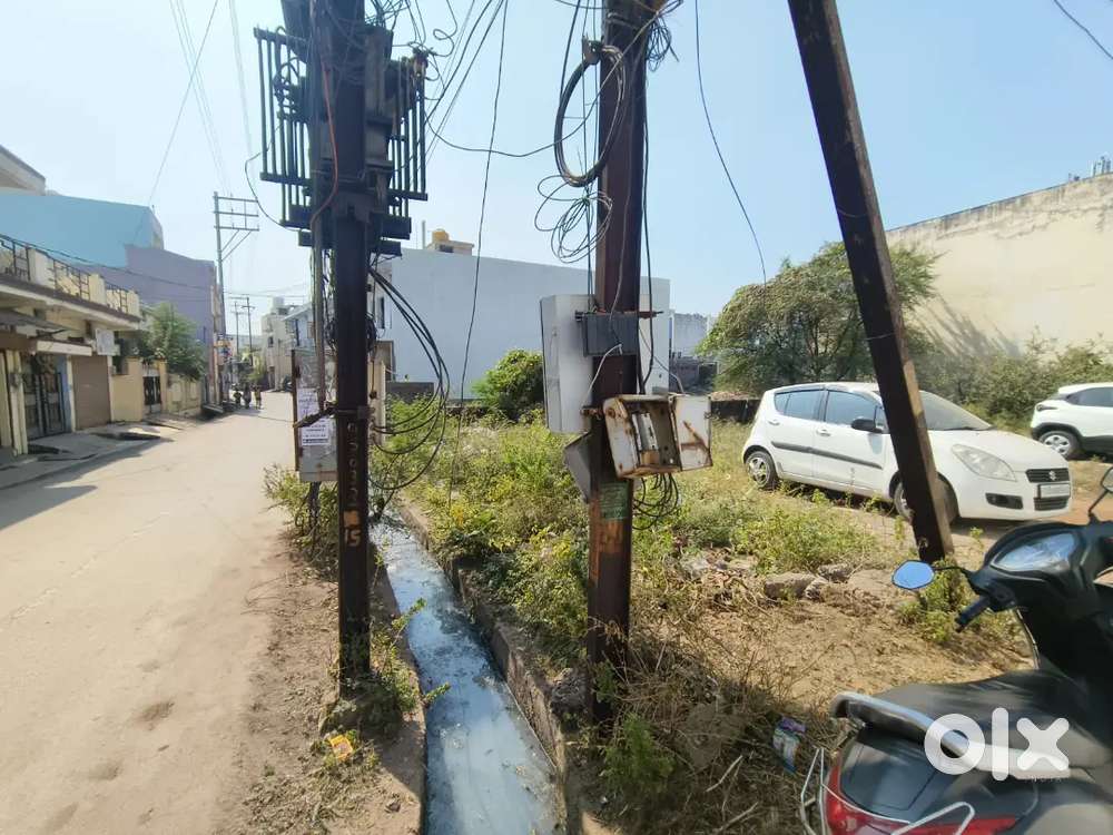 कमर्शियल प्लॉट बेचना है भाटागांव रावतपूरा कॉलोनी फेस -1 में