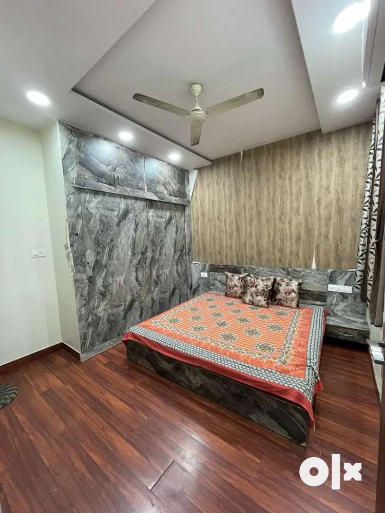 2 BHK furnished for family only