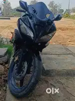 R15 v2 2016 model argent sell