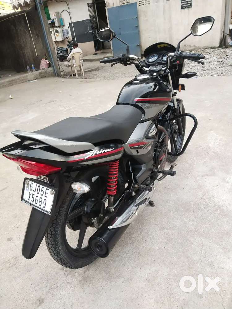 Honda sahin (1-12-2019)very good original show room company condition