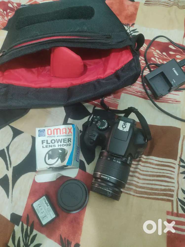 DSLR    Canon 1100 d with accessories