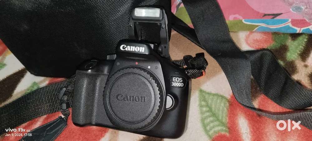 Canon 3000D With 18-55 Lens,Belt,Bag,Battery,Charger,Filter And Hood.