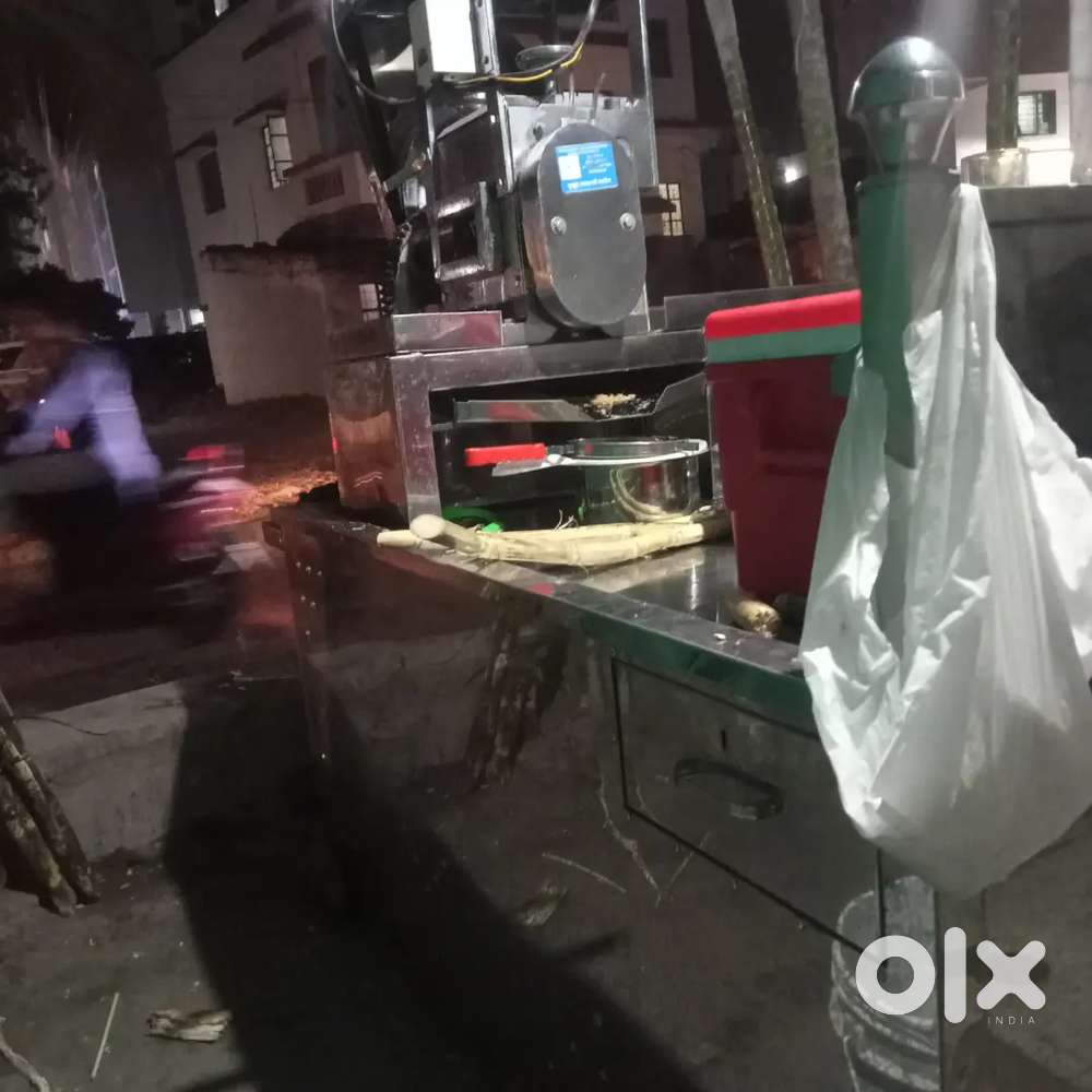 Shugarcane juice machine