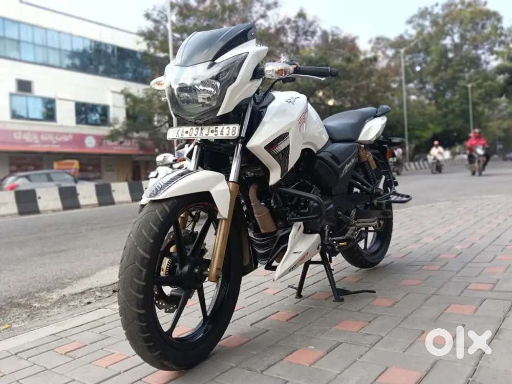TVS Apache RTR 180 2v