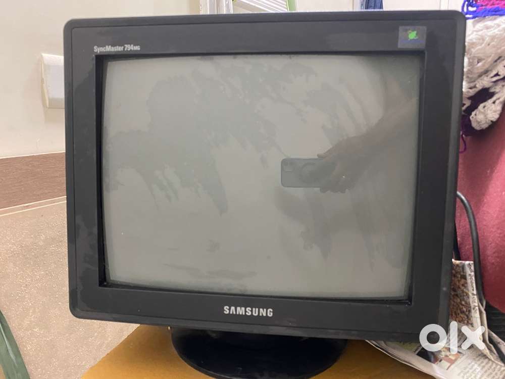 Samsung Sync Master CRT Monitor