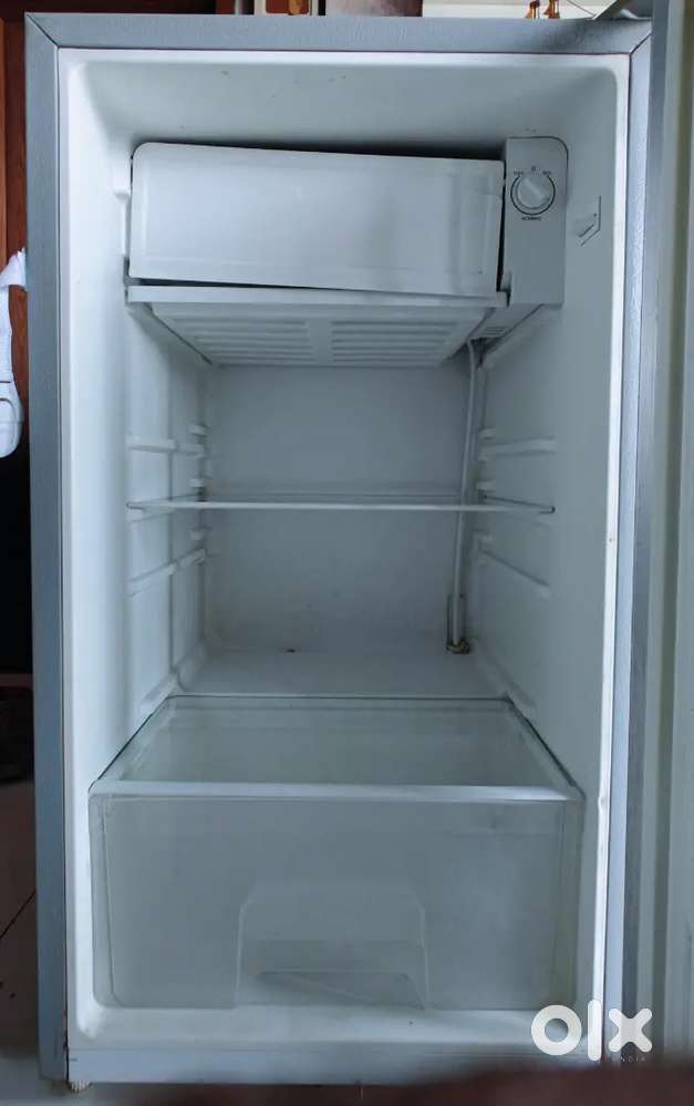 Mitashi 90L Refrigerator - Compact, Stylish & Energy Efficient!