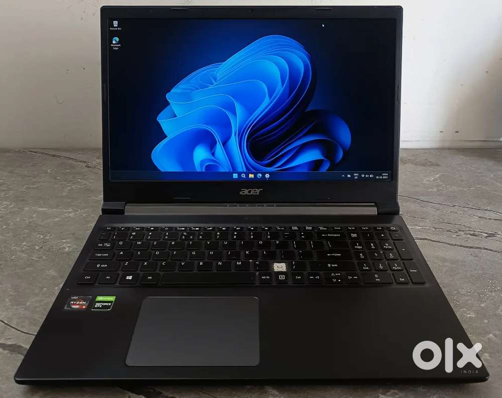 Acer Aspire 7  Ryzen 5 3550H  GTX 1650Ti 4GB  16GB RAM  512GB SSD