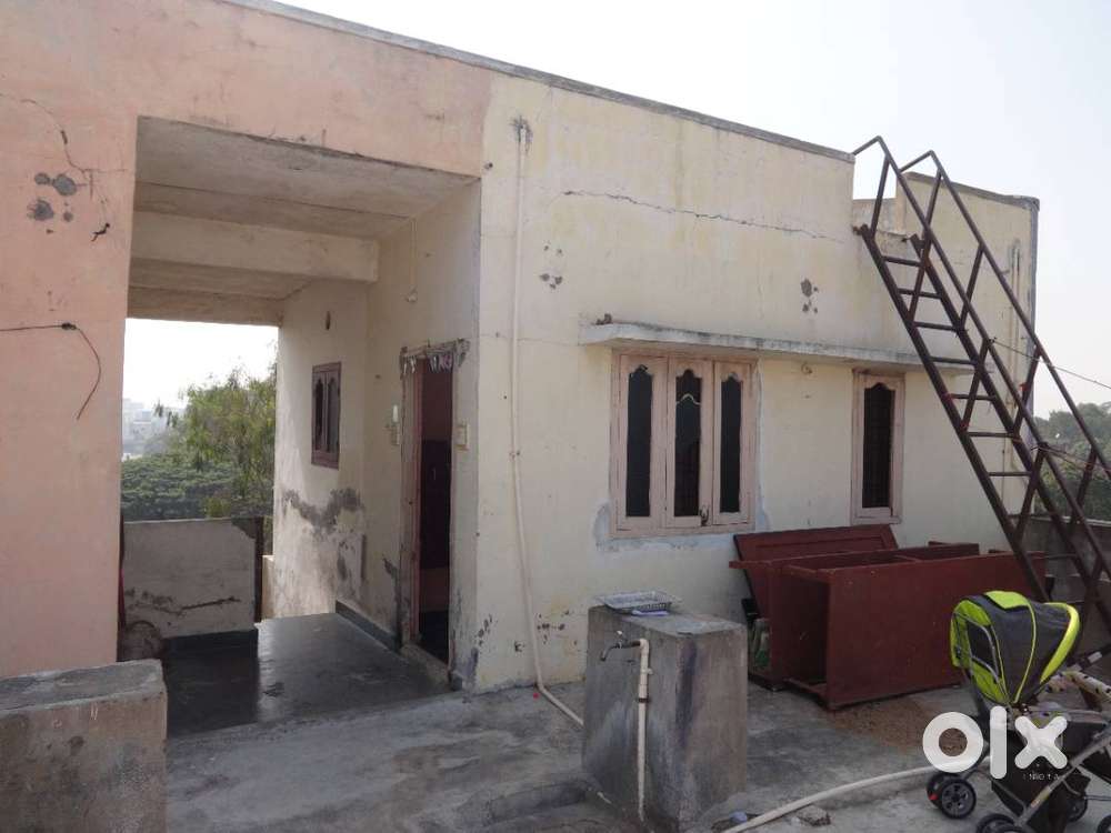 room for rent nearest lingamaplly railway station and market bus stop