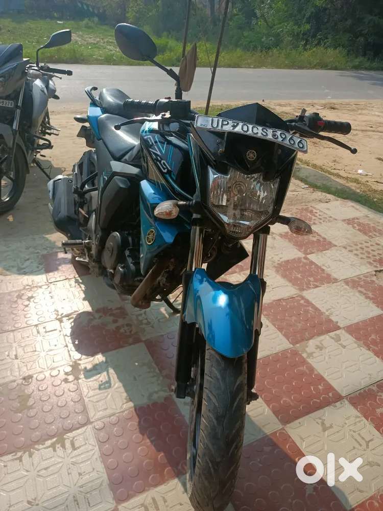 Well maintained Bike fzsv2  Bs6