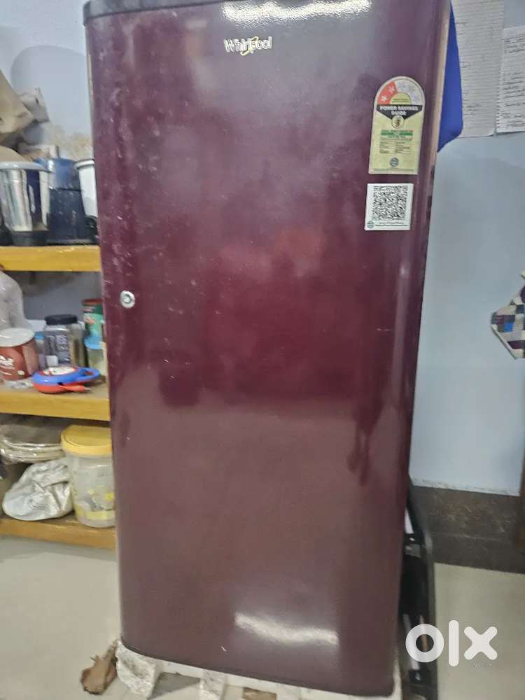 Whirlpool fridge 1 yr old