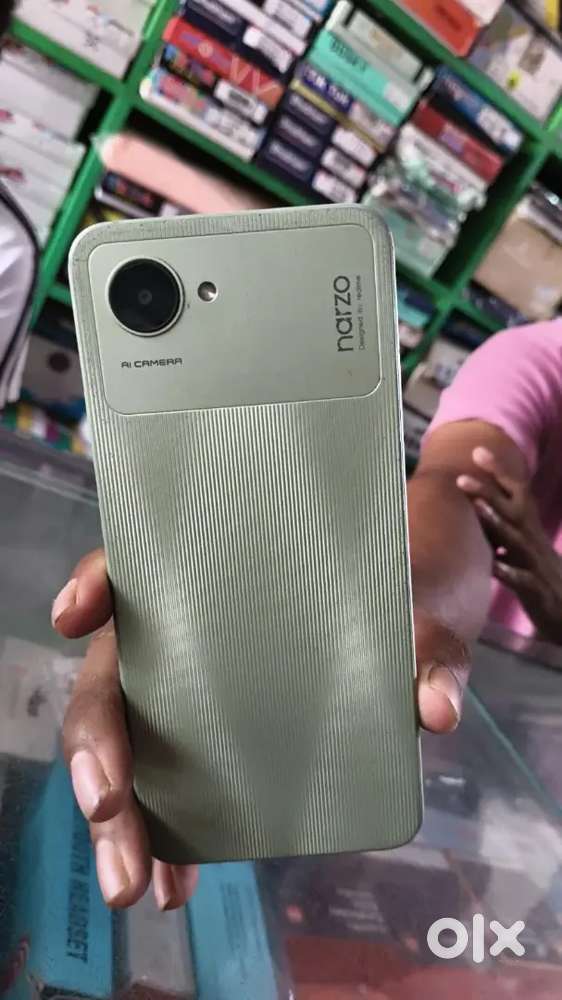 Realme 4 gb 64