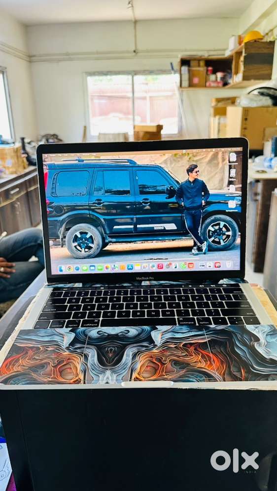 Macbook pro 13”