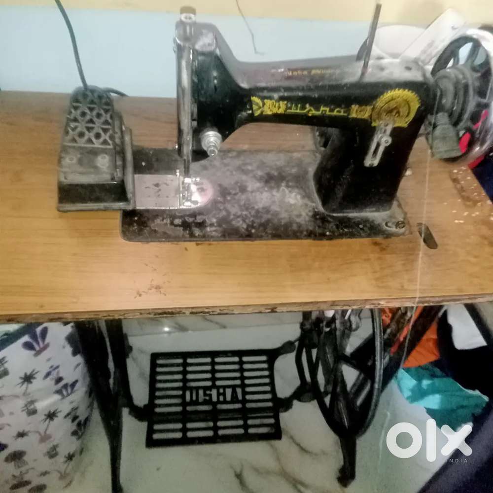 Tailor machine good condition with Power atachi