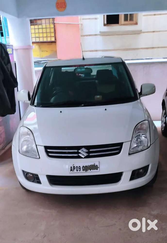Maruti Suzuki Dzire 2011 Petrol 118000 Km Driven direct owaner TG