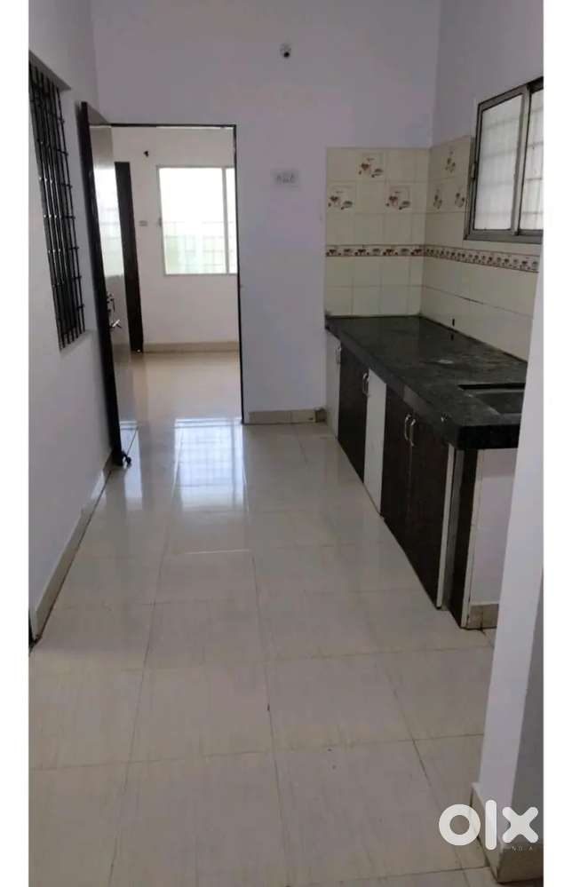 2bhk flat available Rent 12,000rs manish nagar