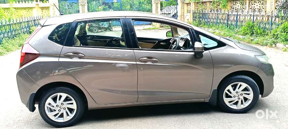 Honda Jazz V MT Privilege, 2016, Petrol