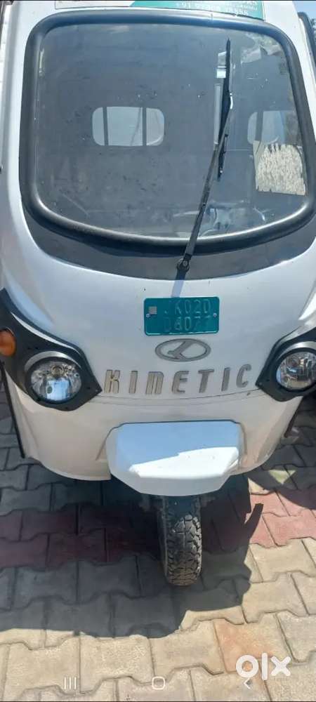 Kinetic, good condition rickshaw